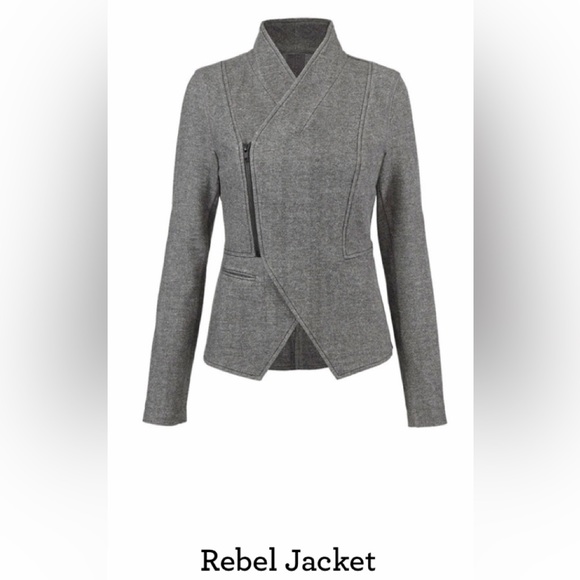 CAbi Jackets & Blazers - Cabi Size Large Rebel Jacket EUC